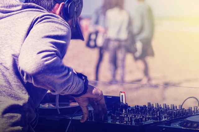 https://www.shobby.ro/wp-content/uploads/2017/06/inner_fest_event_01.jpg